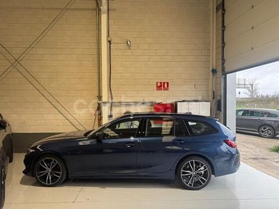 Azul Usado 2023 BMW 318 Comfort Edition Familiar | 26.900 € (Precio justo)
