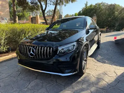 Usado Mercedes GLC220 194 CV (142 kW) 2019 Negro SUV