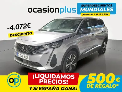 Usado Peugeot 5008 Allure 130 CV (95 kW) 2022 Gris SUV