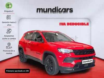 Usado Jeep Compass Night Eagle 131 CV (96 kW) 2022 Naranja SUV