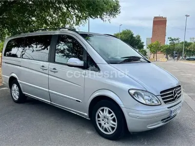 Usado Mercedes Viano 150 CV (110 kW) 2004 Gris / plata Monovolumen