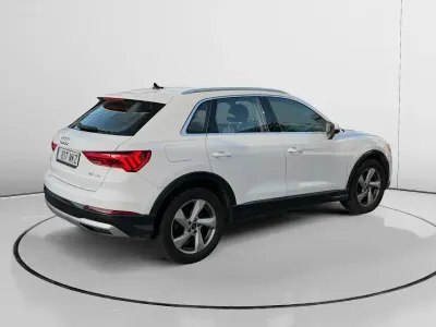 Käytetty Audi Q3 Advanced 150 HP (110 kW) 2023 Valkoinen Katumaasturi