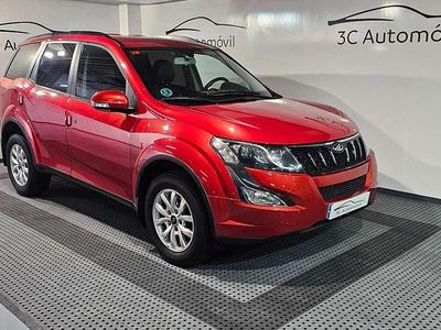 Usado Mahindra XUV500 140 CV (102 kW) 2017 Rojo SUV