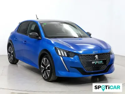 Usado Peugeot 208 GT-line 101 CV (74 kW) 2019 Azul Utilitario