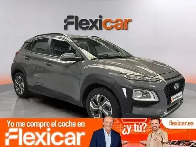 Usado Hyundai Kona 141 CV (103 kW) 2021 Gris SUV