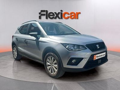 Usado Seat Arona Reference 95 HP (69 kW) 2021 Cinzento SUV