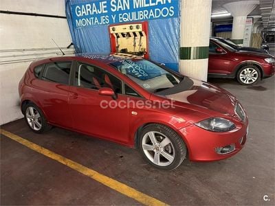 Brugt Seat Leon Sport 140 HK (102 kW) 2007 Rød Hatchback