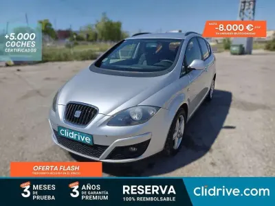 Usado Seat Altea XL Reference 105 CV (77 kW) 2012 Gris Monovolumen