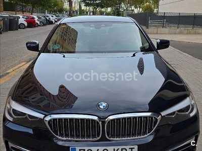 Azul Usado 2018 BMW 525 Luxury Line Berlina | 28.500 € (Caro)