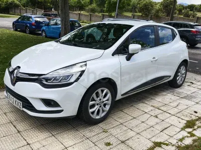 Usado Renault Clio IV Zen 90 CV (66 kW) 2019 Blanco Berlina