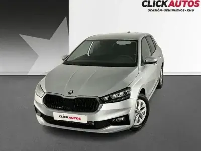 Usado Skoda Fabia Selection 115 CV (84 kW) 2025 Plata Utilitario