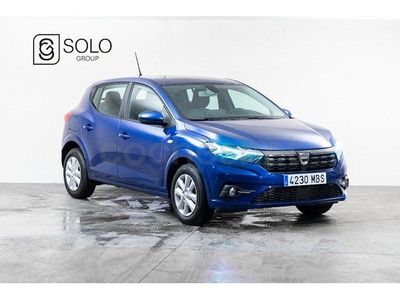Usado Dacia Sandero Comfort 91 CV (66 kW) 2022 Azul Utilitario