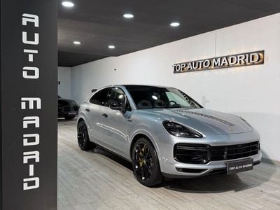 Usado Porsche Cayenne Turbo E-Hybrid 739 CV (543 kW) 2023 Gris / plata SUV