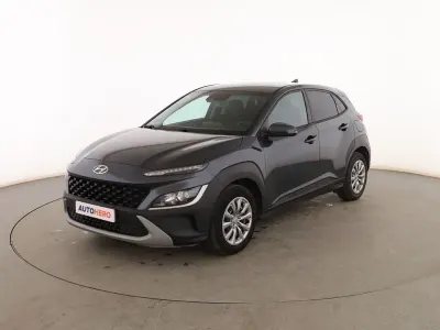 Usado Hyundai Kona 120 CV (88 kW) 2021 Gris SUV