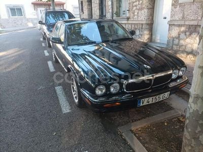 Verde Usado 1998 Jaguar XJ8 Berlina | 3950 €