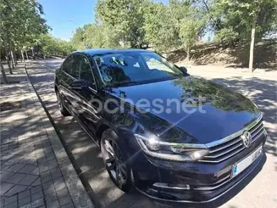 Usado VW Passat Advance 150 CV (110 kW) 2016 Negro Berlina