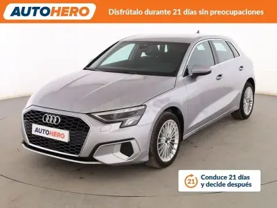 Usado Audi A3 Advanced Plus 110 CV (80 kW) 2023 Gris / plata Berlina