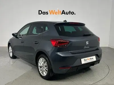 Usado Seat Ibiza 116 CV (85 kW) 2025 Gris Utilitario