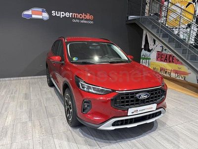 Usado Ford Kuga Active 180 CV (132 kW) 2025 Rojo SUV