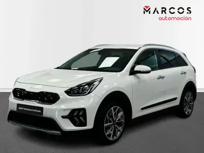 Usado Kia Niro 141 CV (103 kW) 2022 SUV