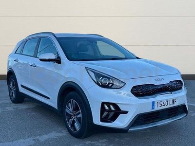 Usado Kia Niro 141 CV (103 kW) 2022 Blanco SUV