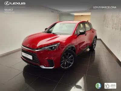 Usado Lexus LBX 136 CV (100 kW) 2025 Rojo SUV