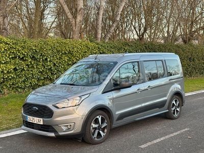 Gris / plata Usado 2021 Ford Tourneo Active Monovolumen | 23.990 € (Buen precio)