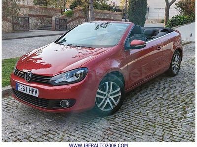 Usado VW Golf Cabriolet 122 CV (89 kW) 2013 Granate Descapotable