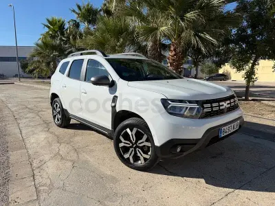 Usado Dacia Duster Journey 115 CV (84 kW) 2023 Blanco SUV