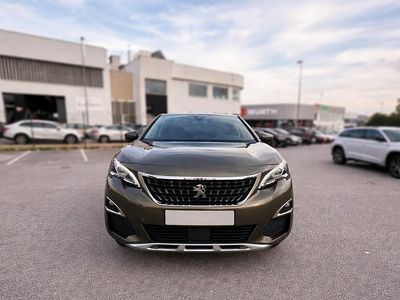 Usado Peugeot 3008 Allure 130 CV (95 kW) 2020 Marrón SUV
