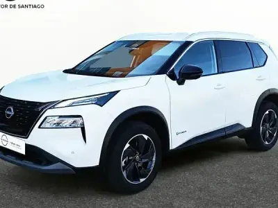 Usado Nissan X-Trail N-Connecta 213 CV (156 kW) 2025 Yuki white sólido SUV