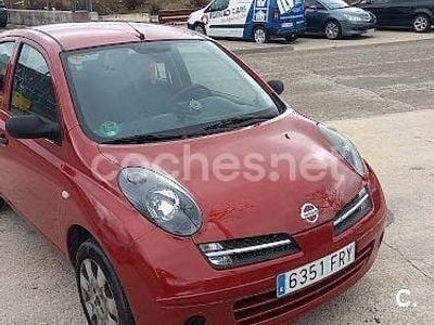 Usado Nissan Micra Visia+ 80 CV (58 kW) 2007 Rojo Berlina