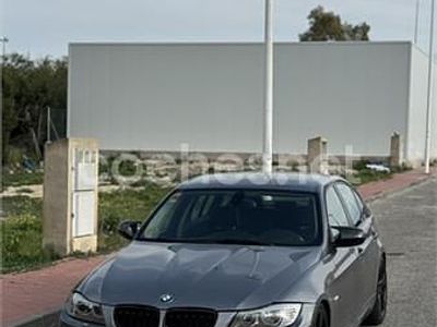 Usado BMW 318 143 CV (105 kW) 2010 Gris / plata Berlina