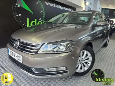 Używany VW Passat Advance 140 KM (102 kW) 2011 Beżowy Sedan/Limuzyna