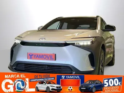 Usado Toyota bZ4X Style 150 kW (204 CV) 2025 Gris SUV