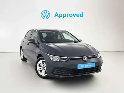 Usado VW Golf VIII Life 110 CV (80 kW) 2023 Gris Utilitario