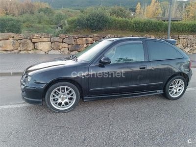 Usado MG ZR 117 CV (86 kW) 2004 Negro Utilitario