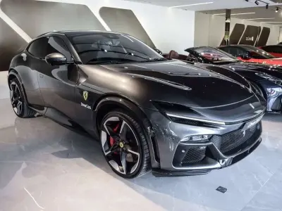 Usado Ferrari Purosangue 725 CV (533 kW) 2025 Gris SUV