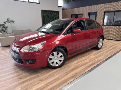 Usado Citroën C4 Business Class 112 CV (82 kW) 2010 Rojo Berlina