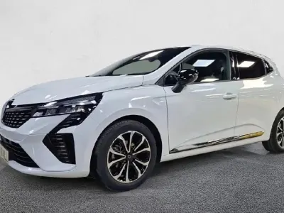Usado Renault Clio Techno 100 CV (73 kW) 2023 Utilitario