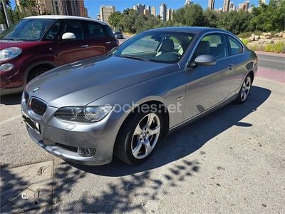 Usado BMW 325 197 CV (144 kW) 2009 Gris / plata Coupe