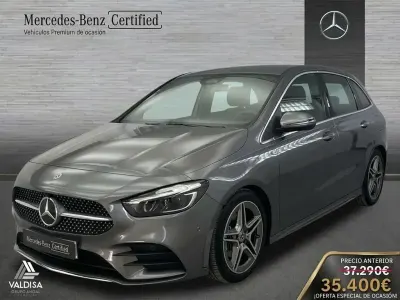 Usado Mercedes B200 AMG line 150 CV (110 kW) 2024 Gris montaña Utilitario