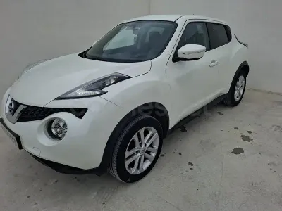 Używany Nissan Juke Acenta 110 KM (80 kW) 2018 Biały SUV
