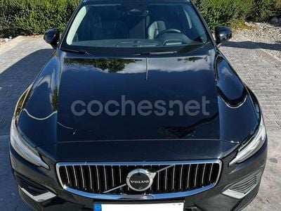 Usado Volvo V60 Ultra 450 CV (330 kW) 2025 Negro Familiar