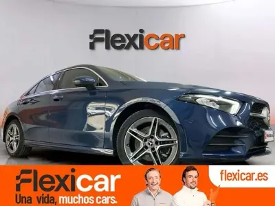 Używany Mercedes A250 218 KM (160 kW) 2022 Niebieski Sedan/Limuzyna