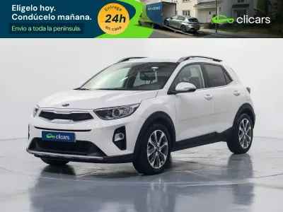 Usado Kia Stonic 100 HP (73 kW) 2020 Branco SUV