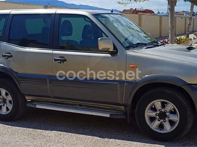 Usado Nissan Terrano Comfort 125 CV (91 kW) 2002 Beige SUV