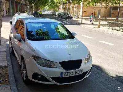 Usado Seat Ibiza Sport 105 CV (77 kW) 2011 Blanco Berlina
