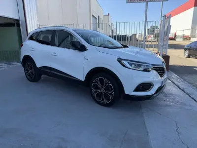 Usado Renault Kadjar Black Edition 150 CV (110 kW) 2021 Blanco SUV