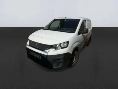 Usado Peugeot Partner Premium 98 CV (72 kW) 2021 Blanco Monovolumen